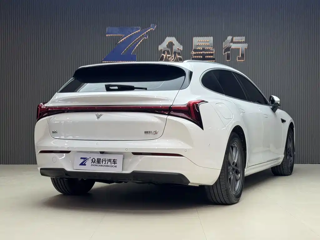 Neta S Shooting Brake — миниатюра 21