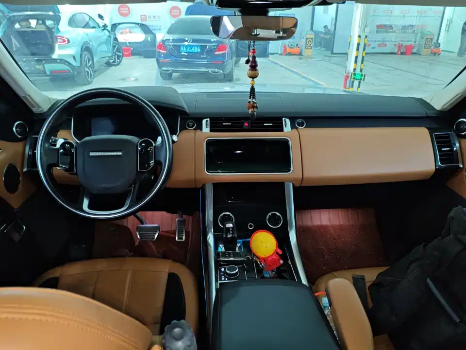 Land Rover Sport — миниатюра 5