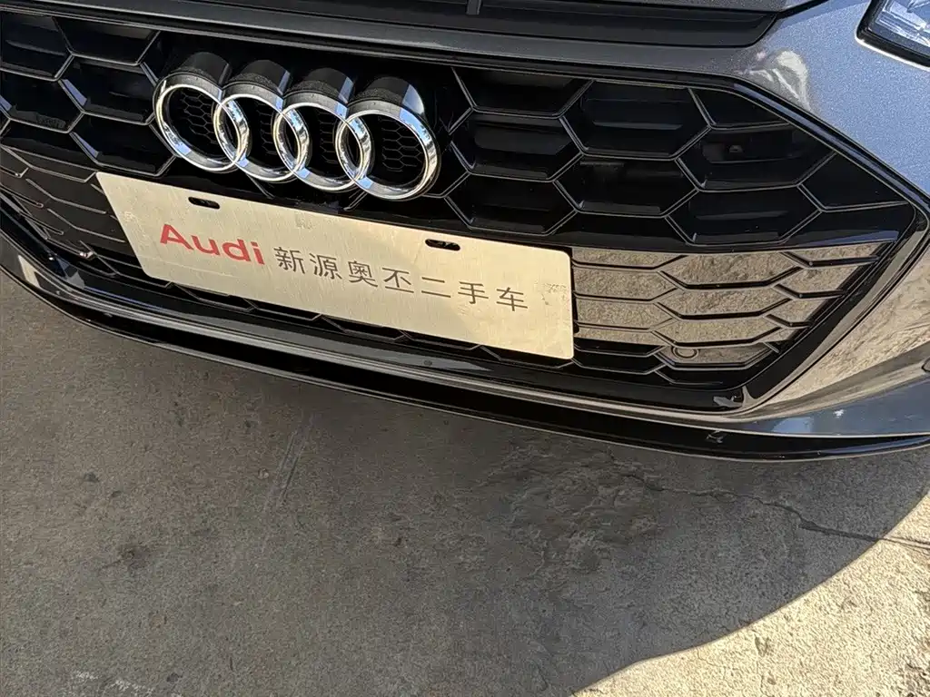 Audi A4L — миниатюра 16