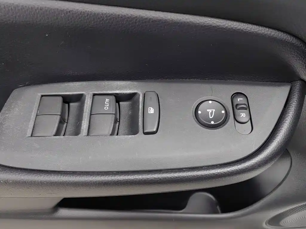 Honda Fit — миниатюра 9