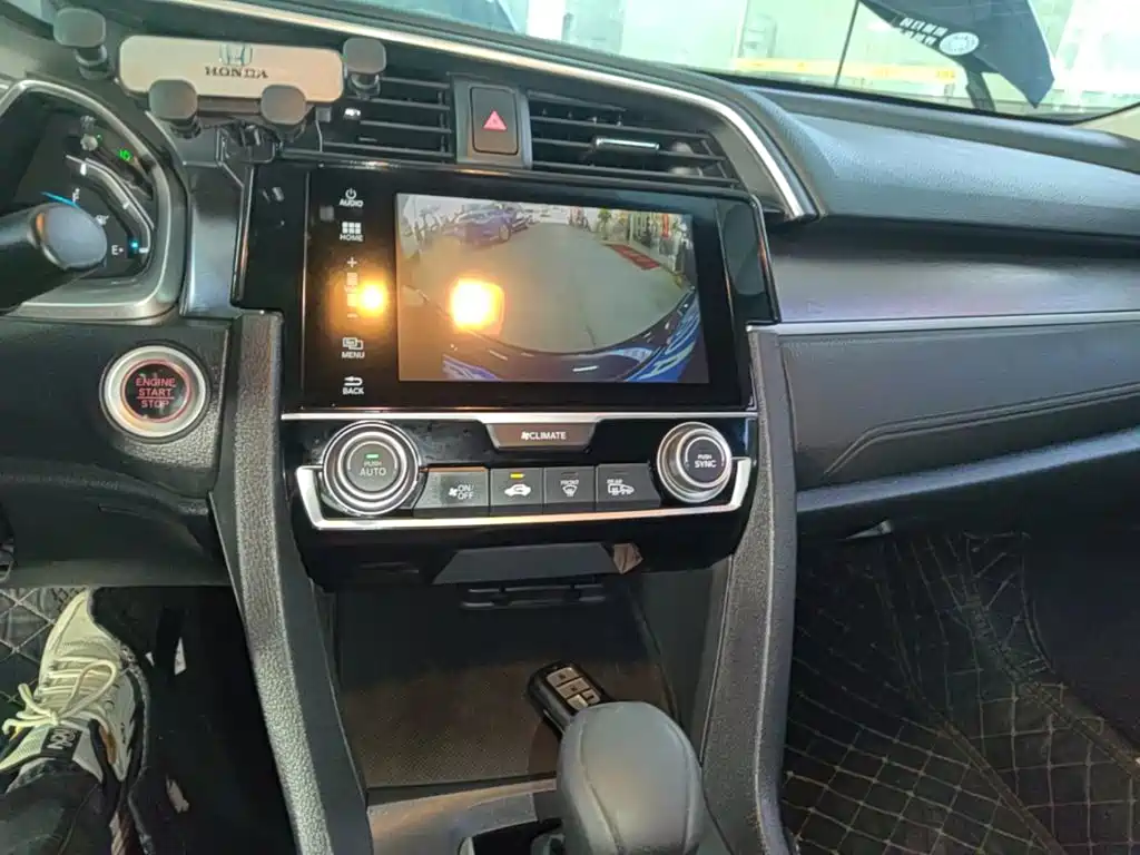 Honda Civic — миниатюра 9