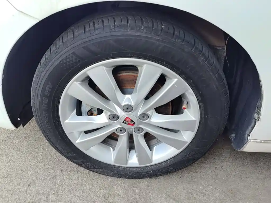 Roewe 360 — миниатюра 23