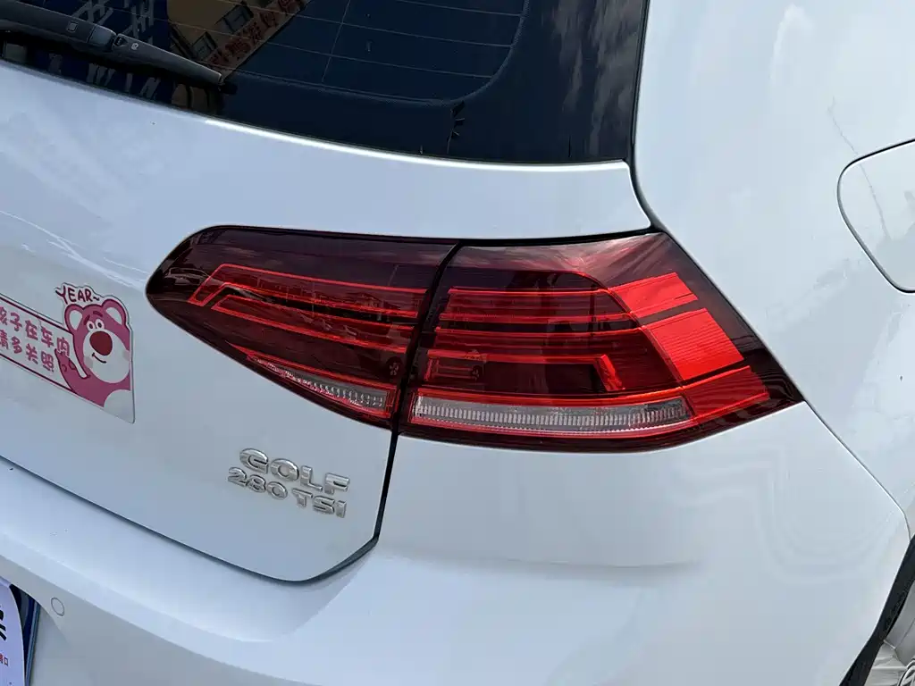 Volkswagen Golf — миниатюра 16