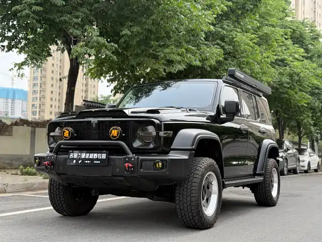 2021 TANK 300