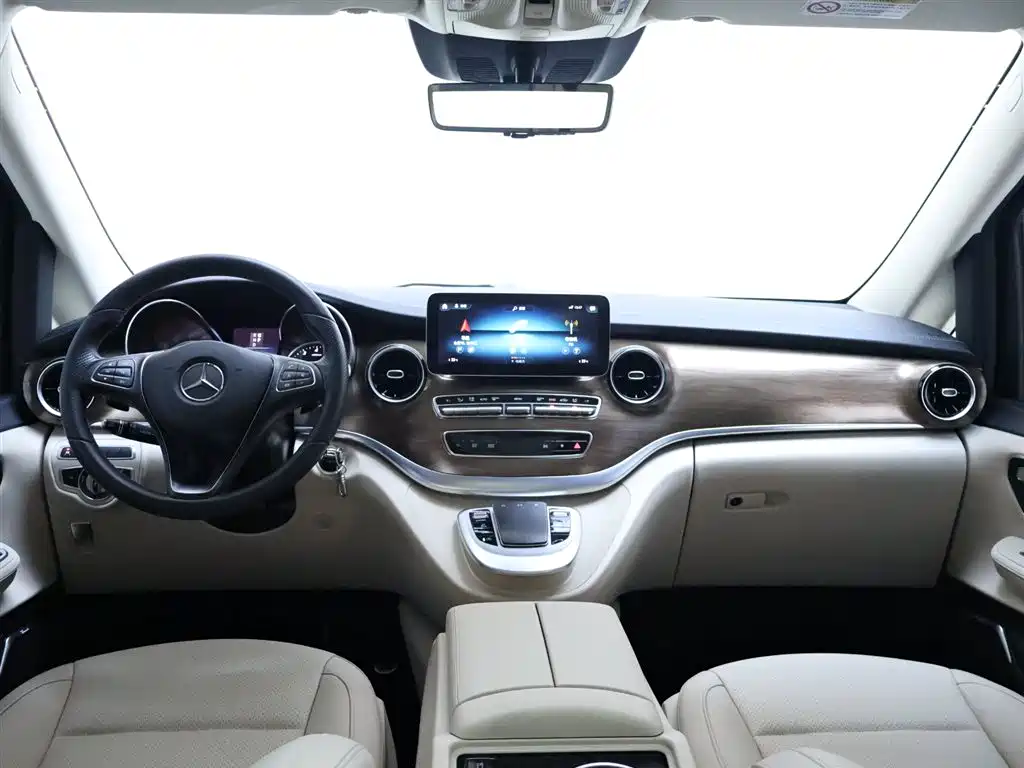 MERCEDES-BENZ V CLASS