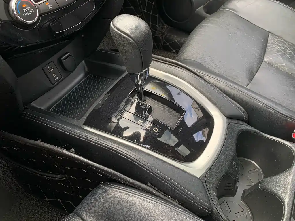 Nissan X-Trail — миниатюра 20