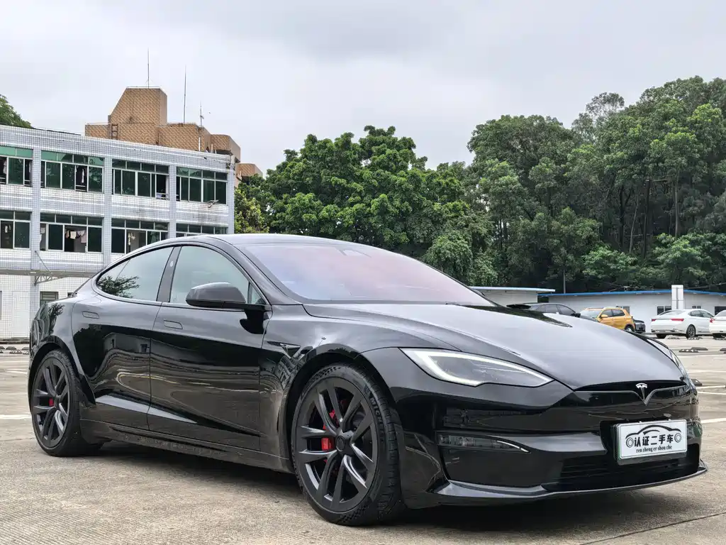 Tesla Model S 2023 Plaid