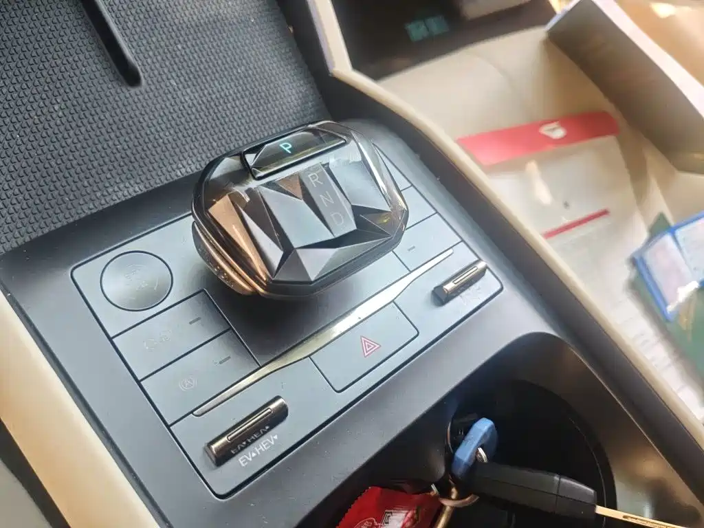 BYD Qin L — миниатюра 15