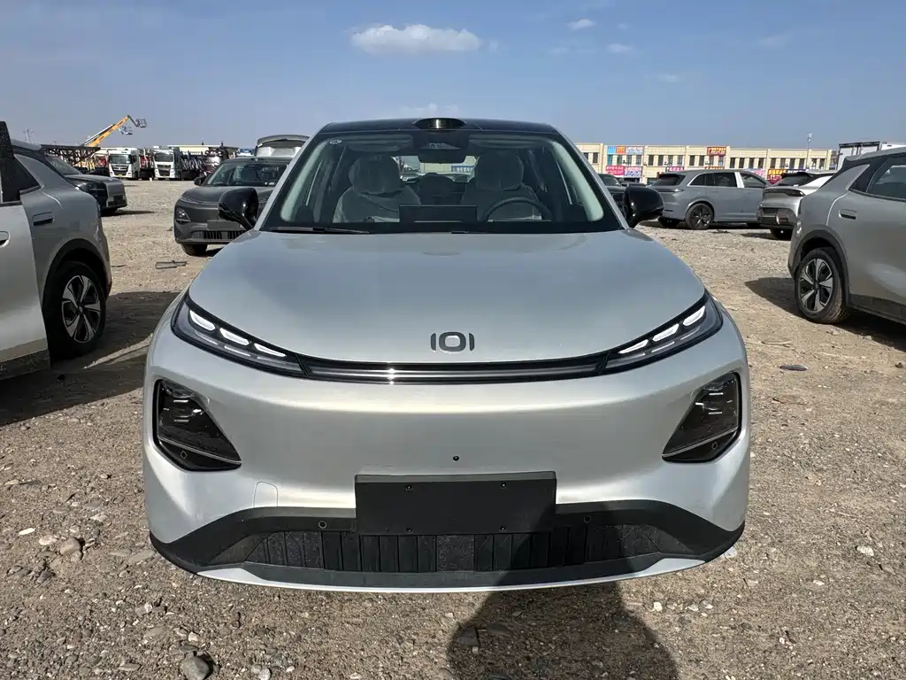 Changan Nevo - zdjęcie 1 z 19