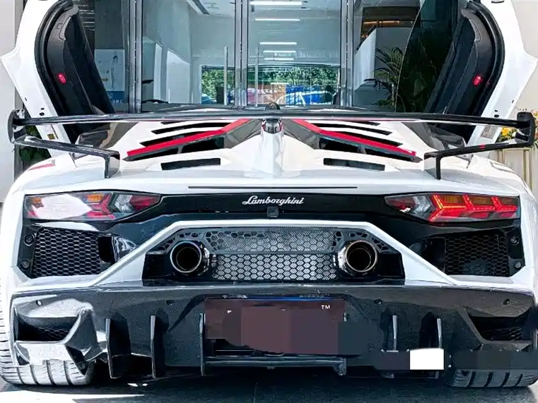 Lamborghini Aventador 2011 LP 700-4