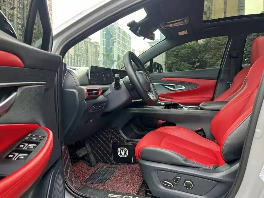 Changan UNI-T — миниатюра 4