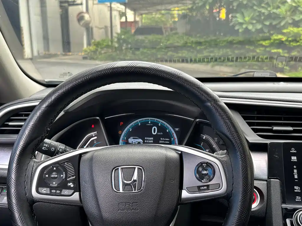 Honda Civic — миниатюра 9