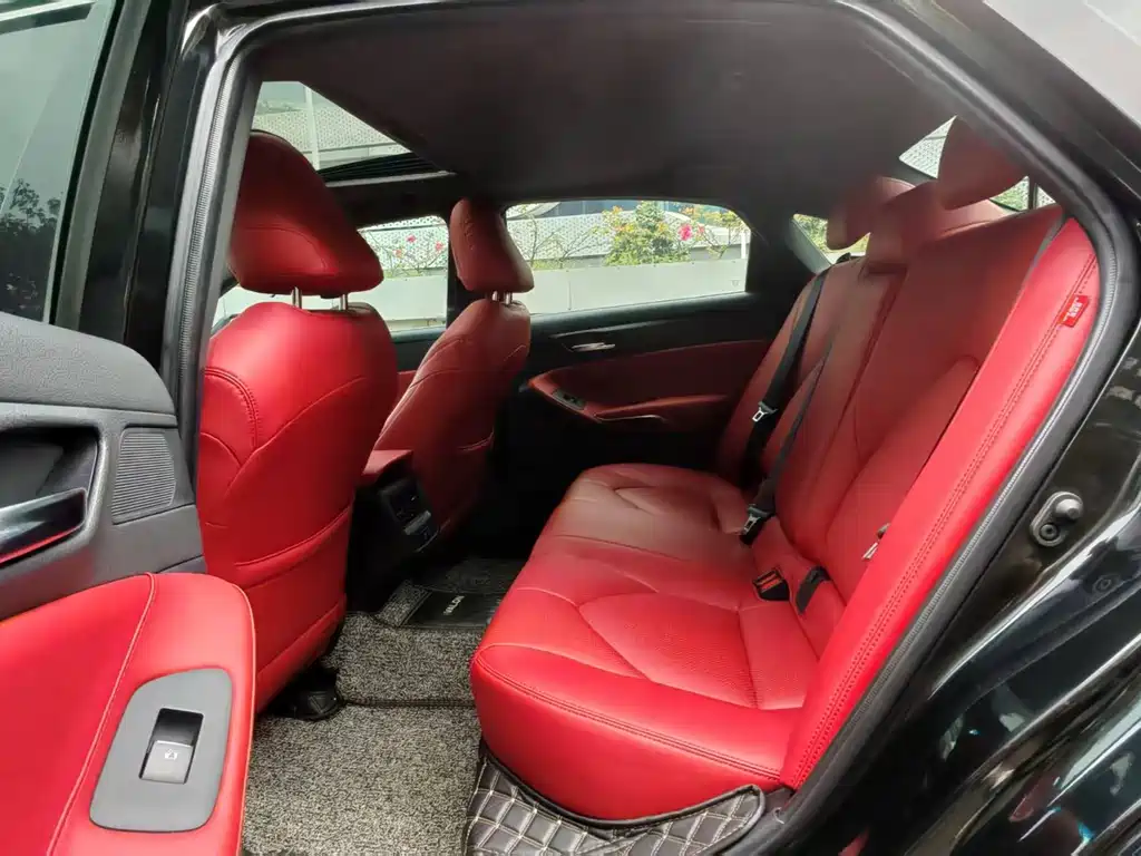 Toyota Avalon — миниатюра 6