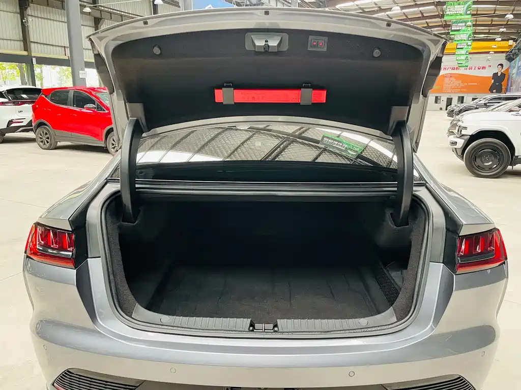 BYD Han — миниатюра 14