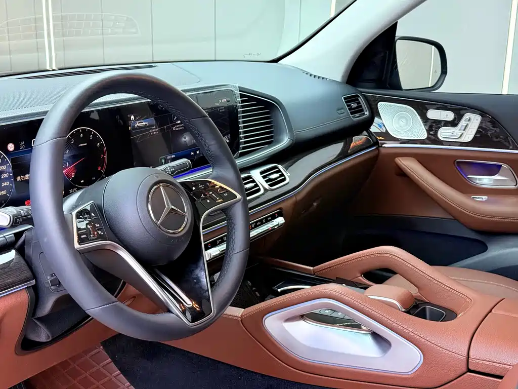 Mercedes-Benz GLE (Import) — миниатюра 5