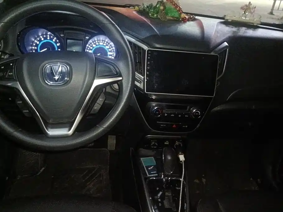Changan CS15 — миниатюра 12