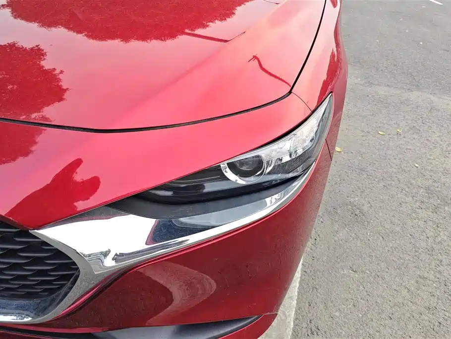 Mazda Mazda3 3 2020 1.5L AT