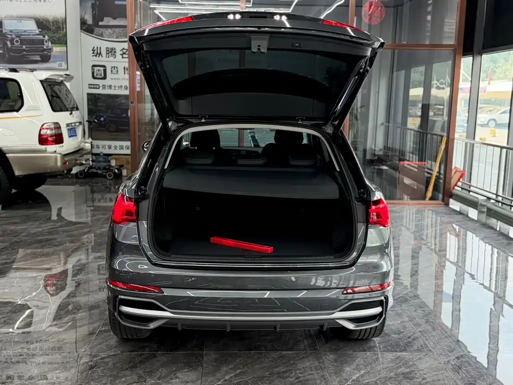 Audi Q3 2022 35 TFSI