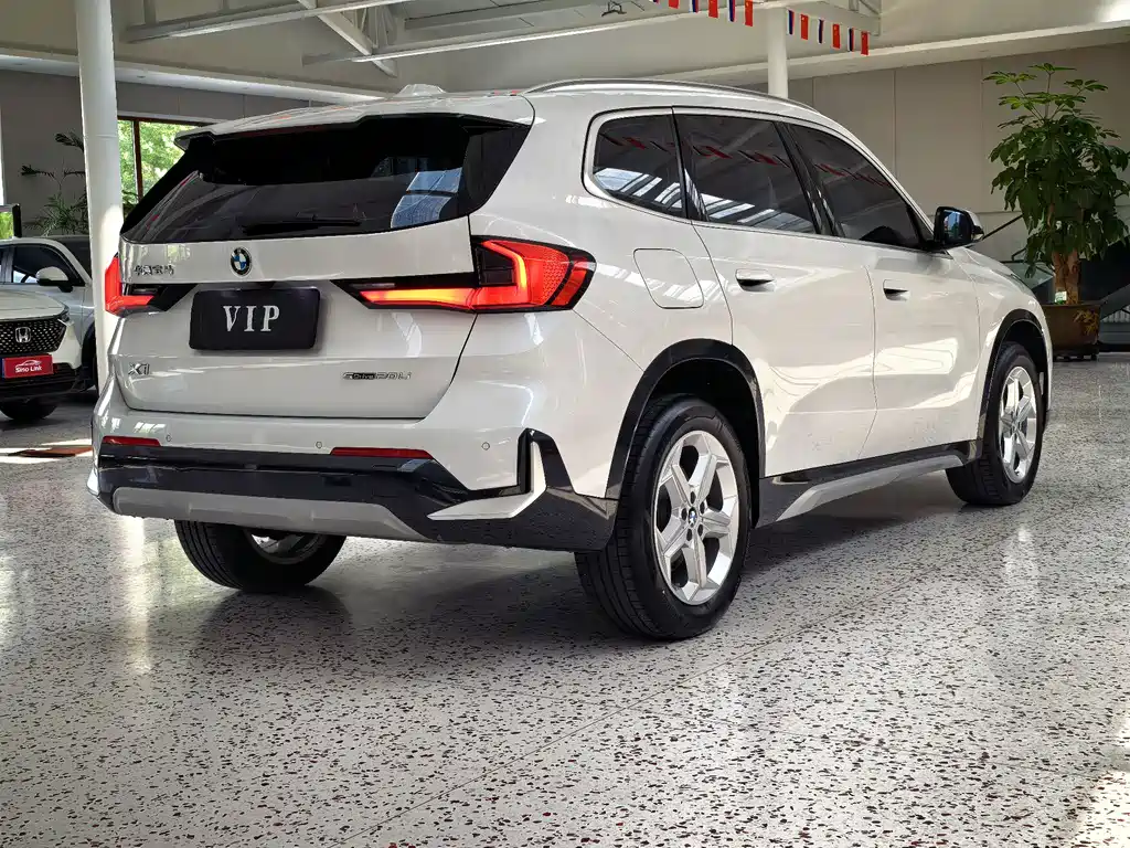 BMW X1 2023 sDrive20Li X