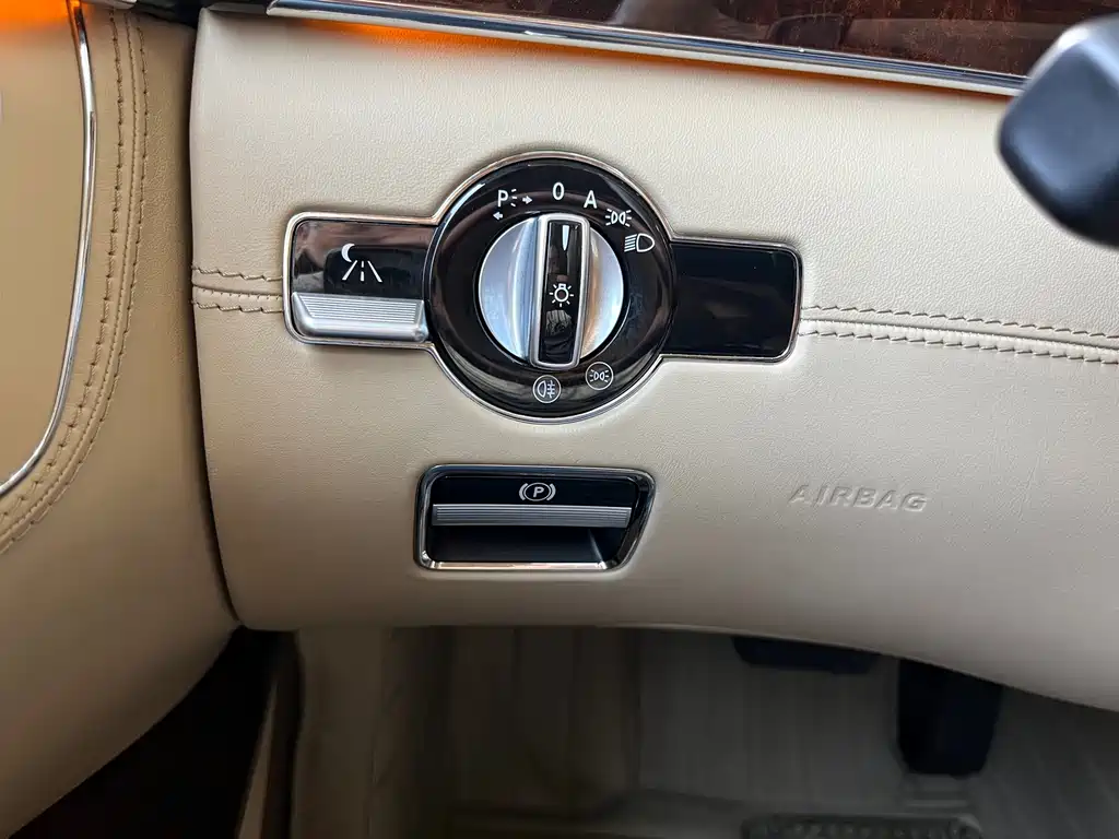 Mercedes-Benz S-Class — миниатюра 13