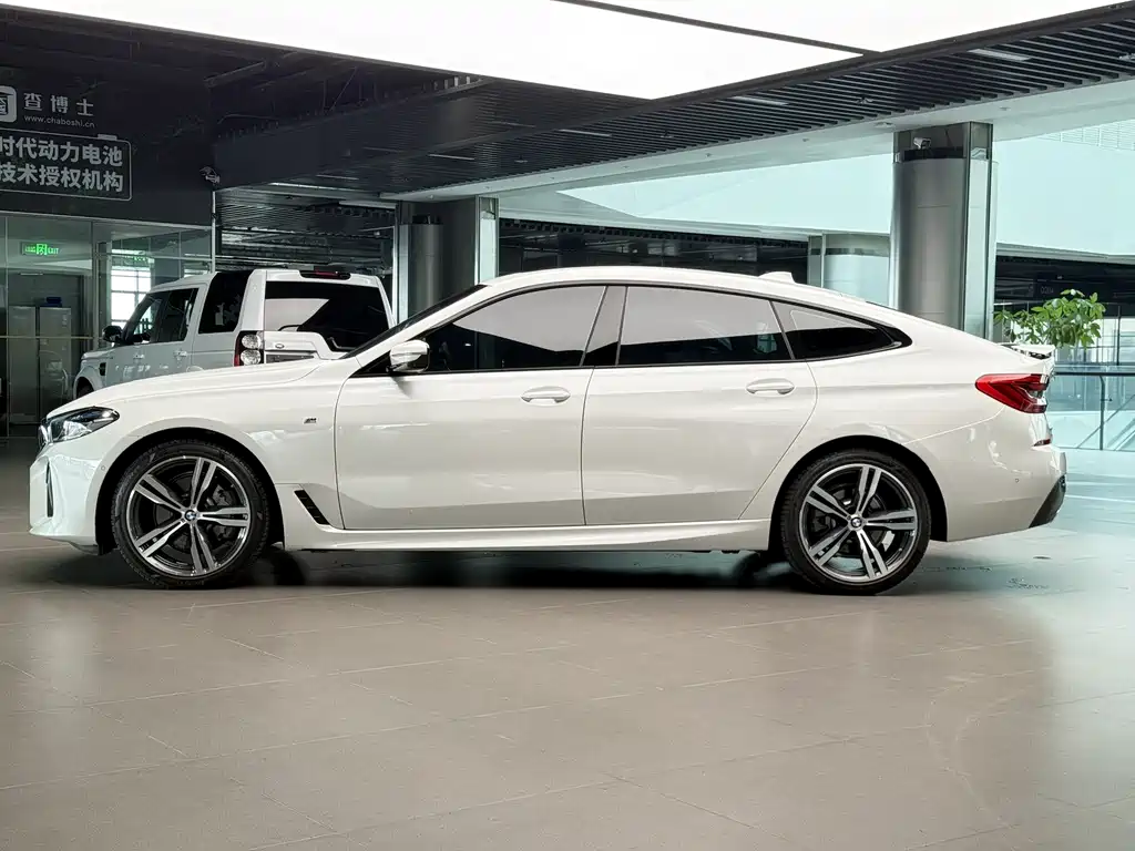 BMW 6 Series GT — миниатюра 4