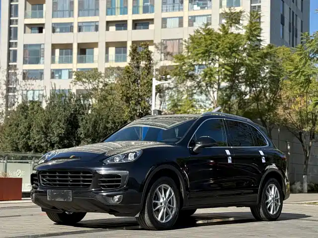 PORSCHE CAYENNE 2017