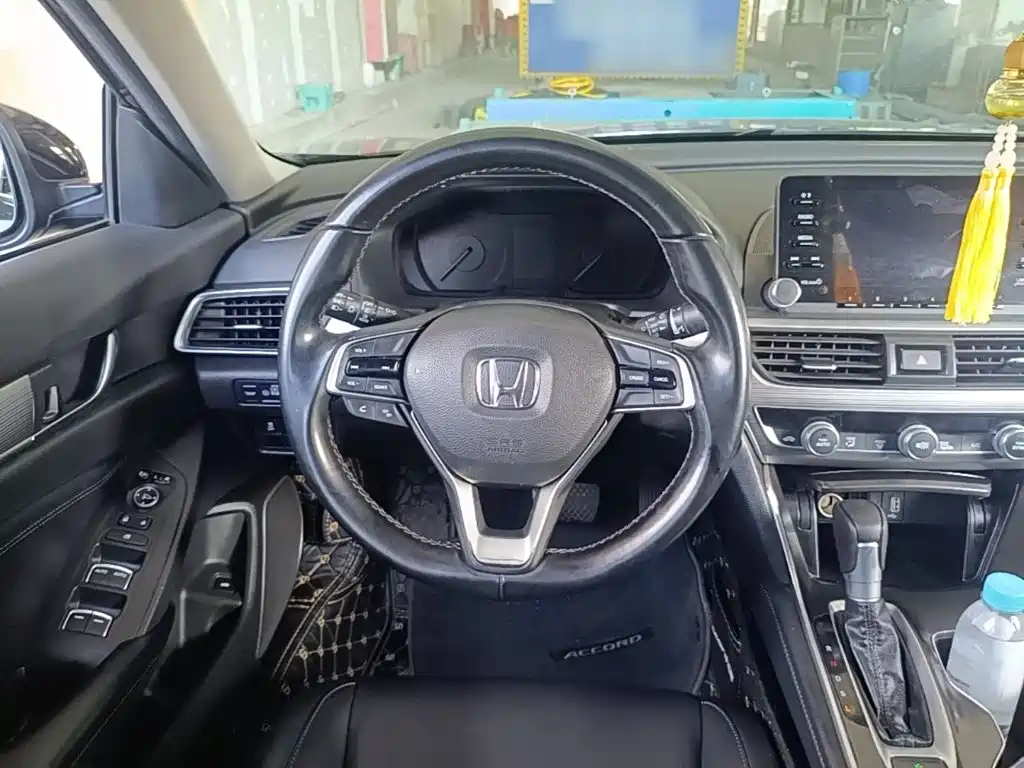 Honda Accord — миниатюра 11