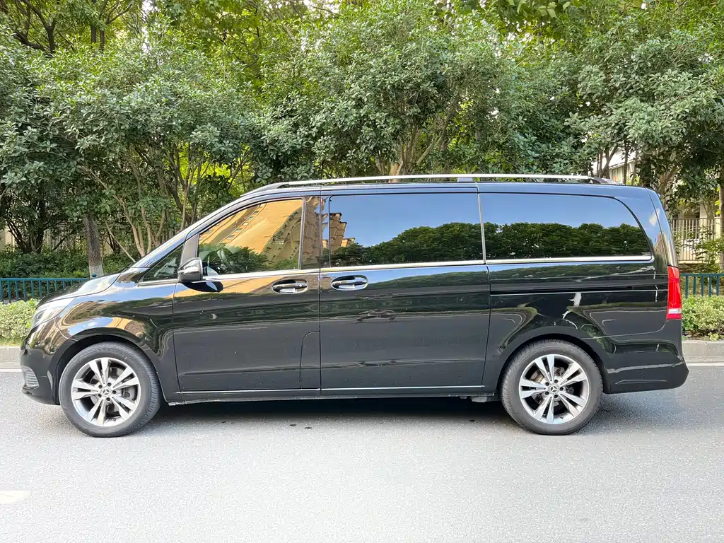 Mercedes-Benz V-Class — миниатюра 3