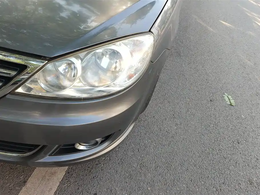 Volkswagen Lavida 2011 1.6L MT