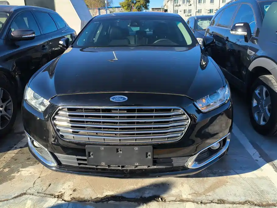 Ford Taurus — миниатюра 2