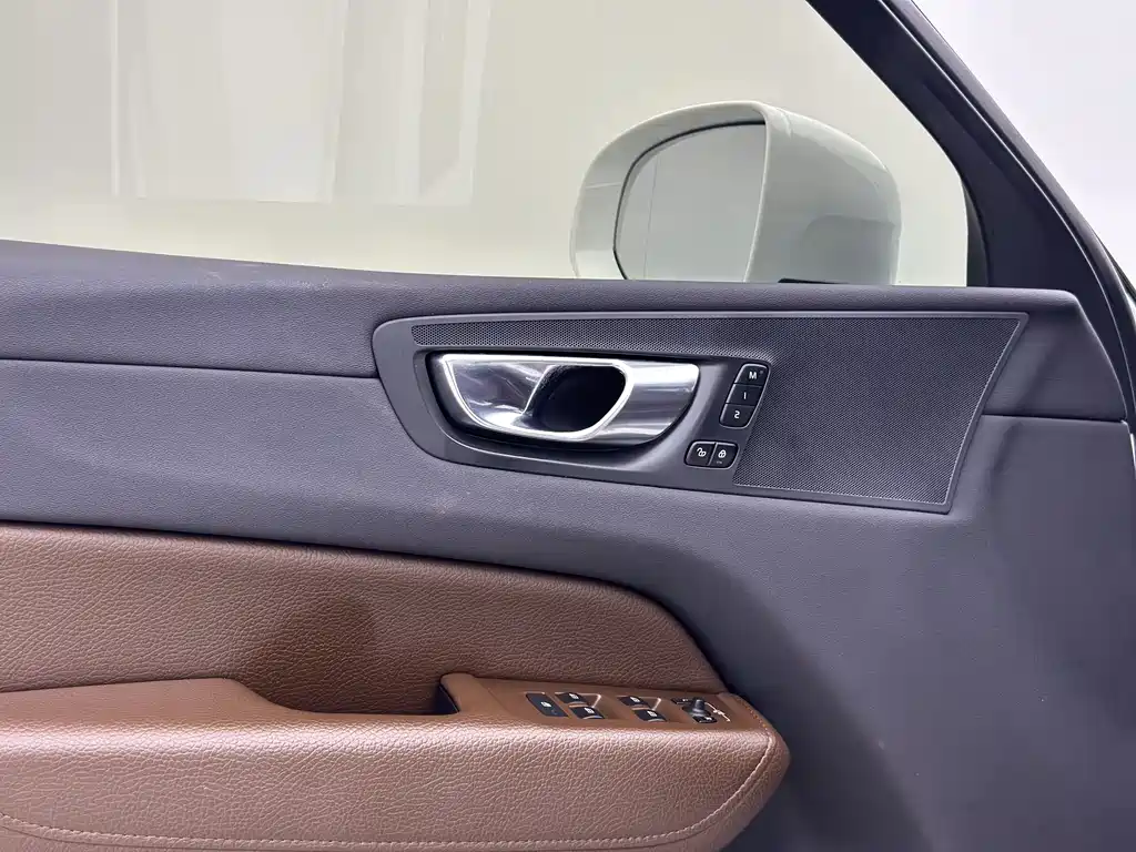 Volvo XC60 2021 T5 Luxury