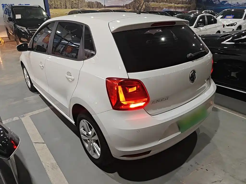Volkswagen Polo — миниатюра 5