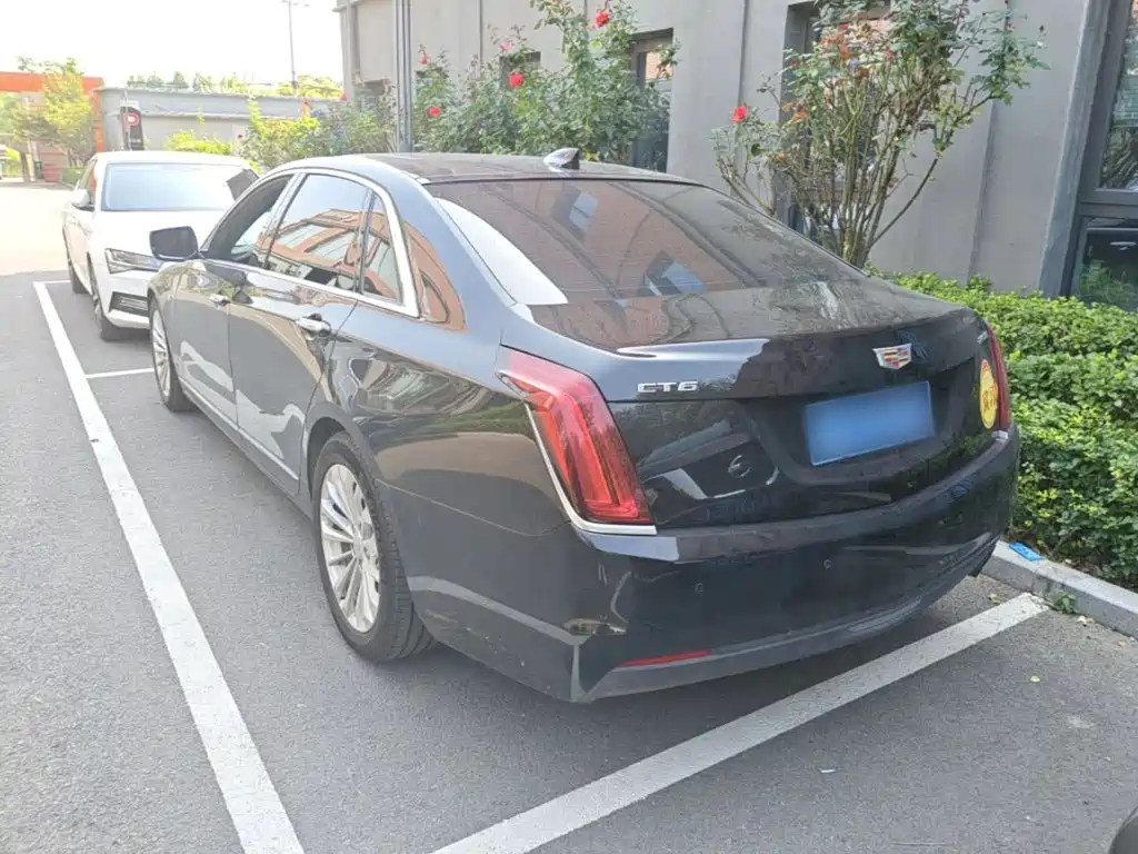 Cadillac CT6 — миниатюра 5