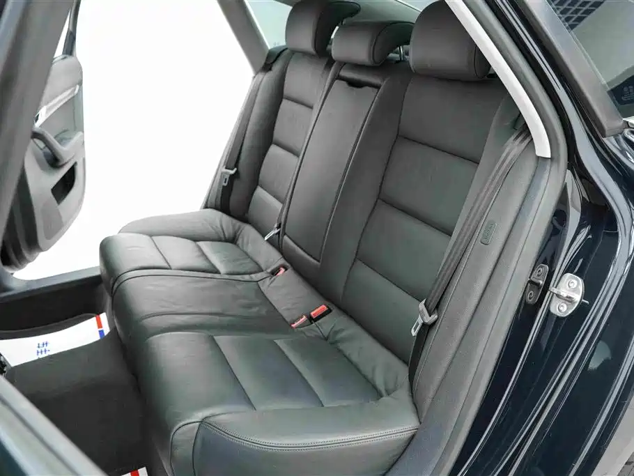 Audi A6L — миниатюра 11