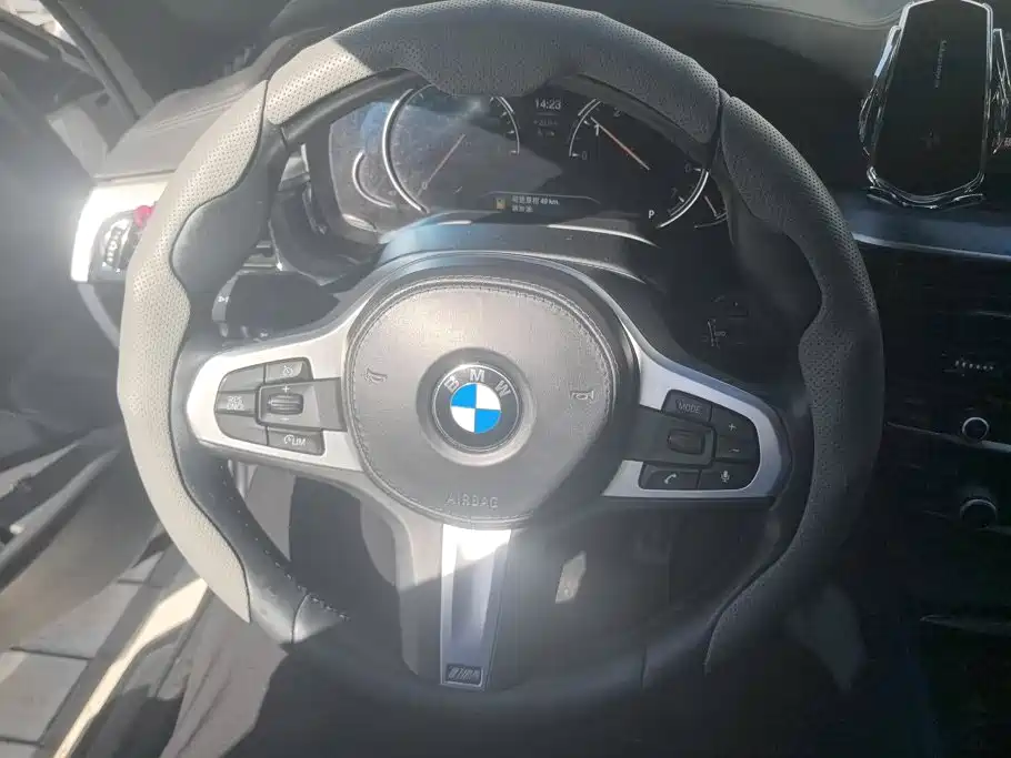 BMW 5 Series (Import) — миниатюра 15