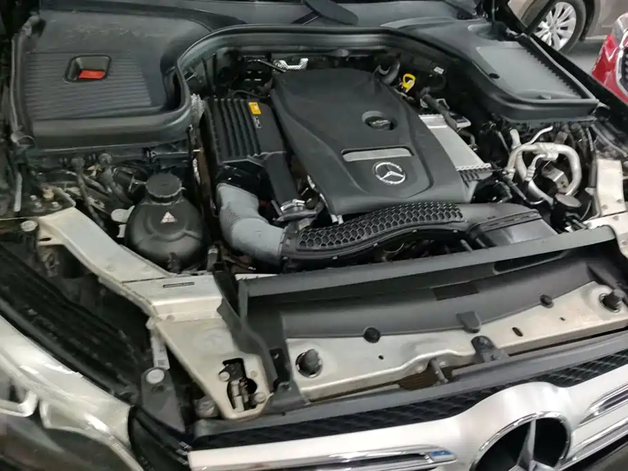 Mercedes-Benz GLC 2018 GLC 260 4MATIC Luxury