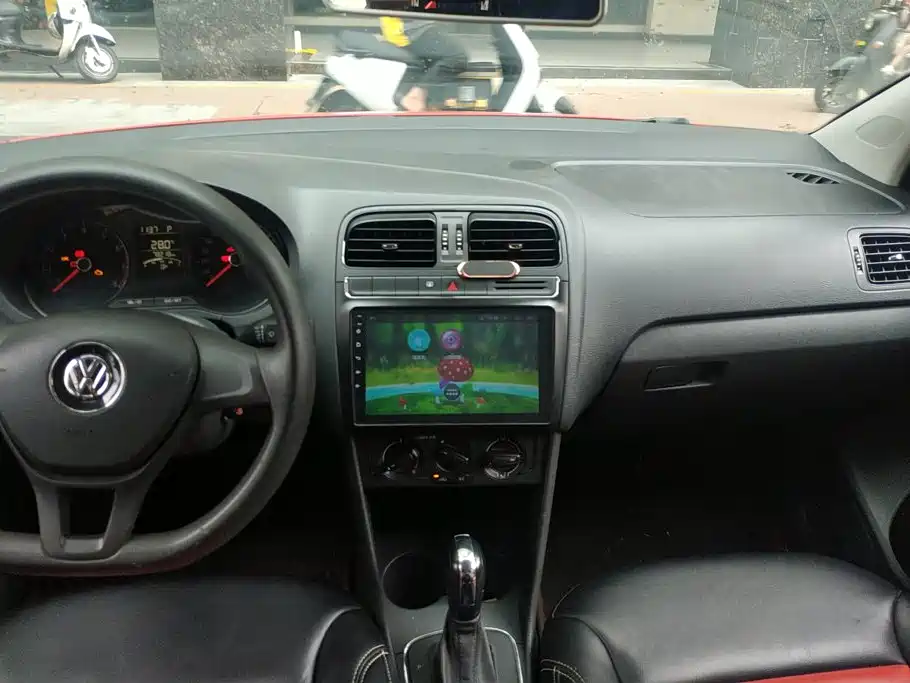 Volkswagen Polo — миниатюра 13