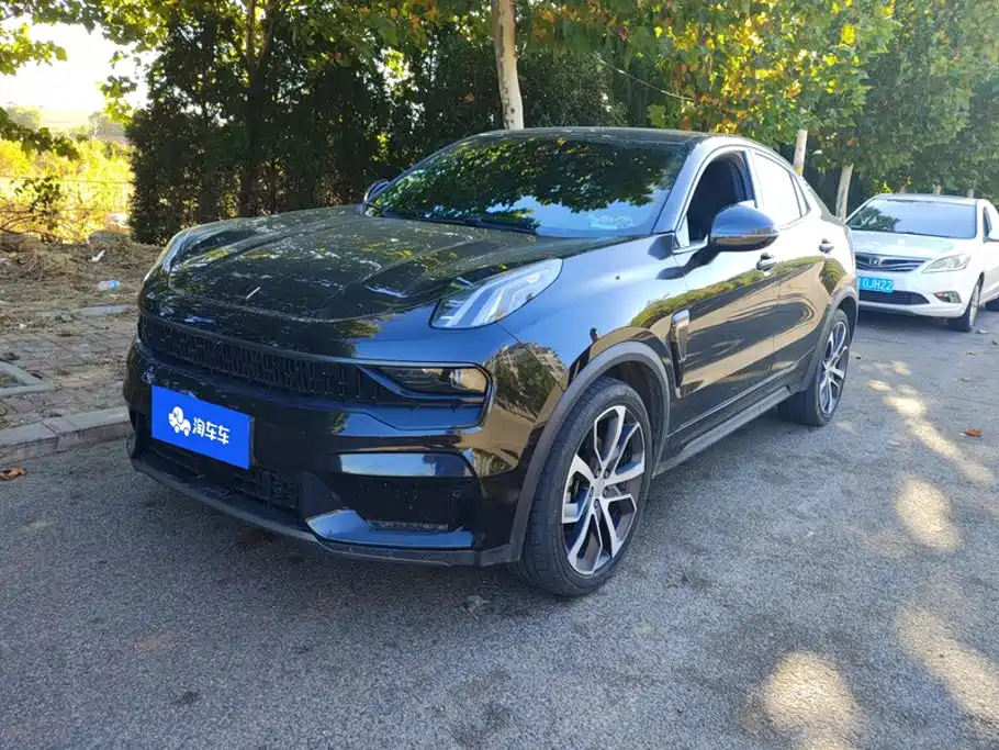 Lynk & Co 05