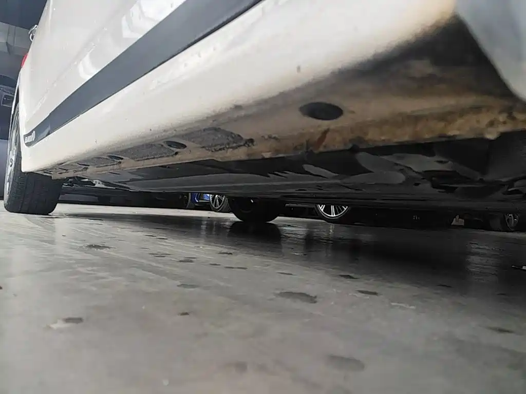 Hyundai Elantra — миниатюра 21