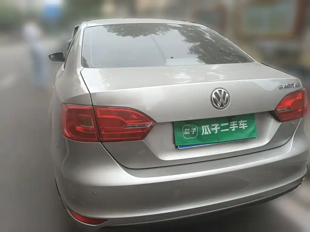 Volkswagen Sagitar — миниатюра 4
