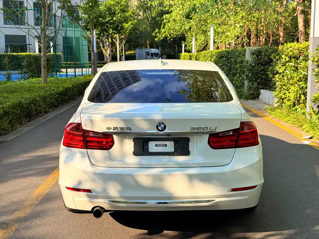 BMW 3 Series — миниатюра 4