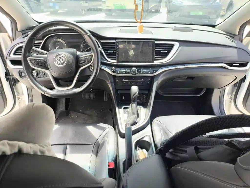 Buick Excelle — миниатюра 10