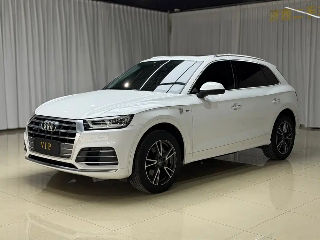 Audi Q5L 2020