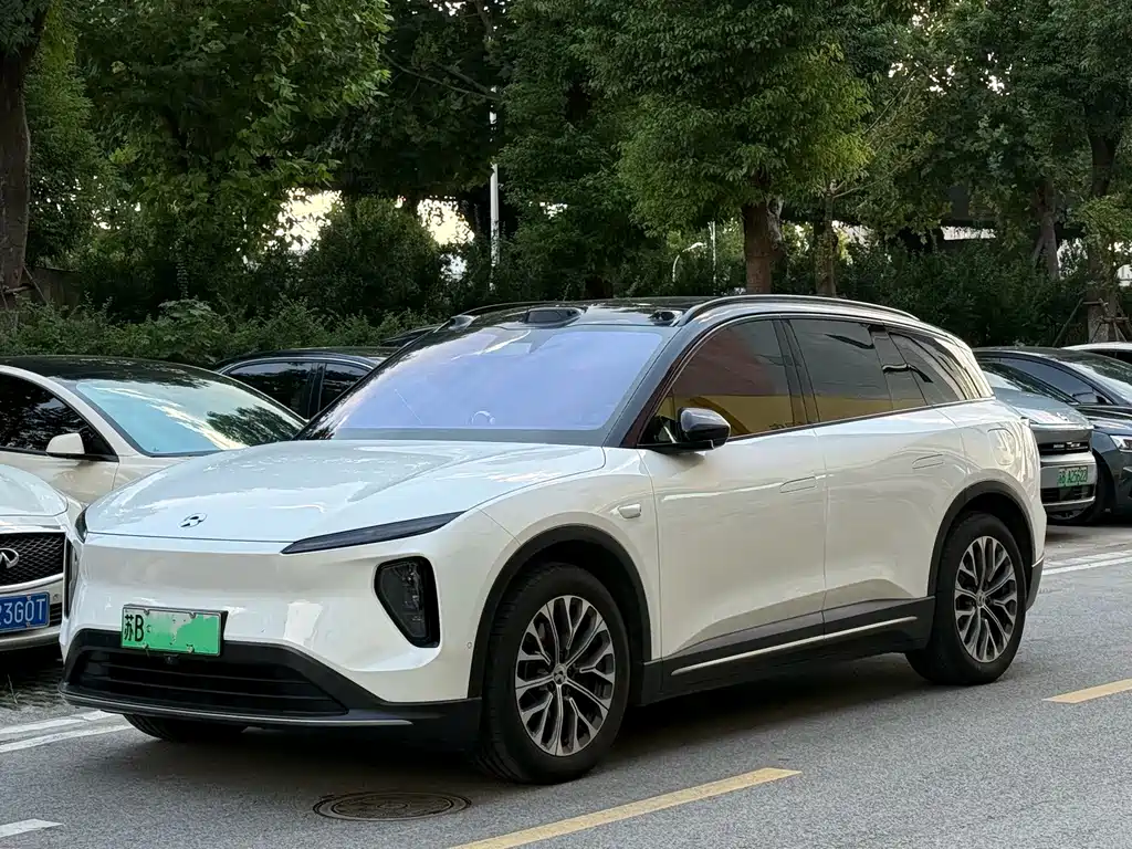 NIO ES6