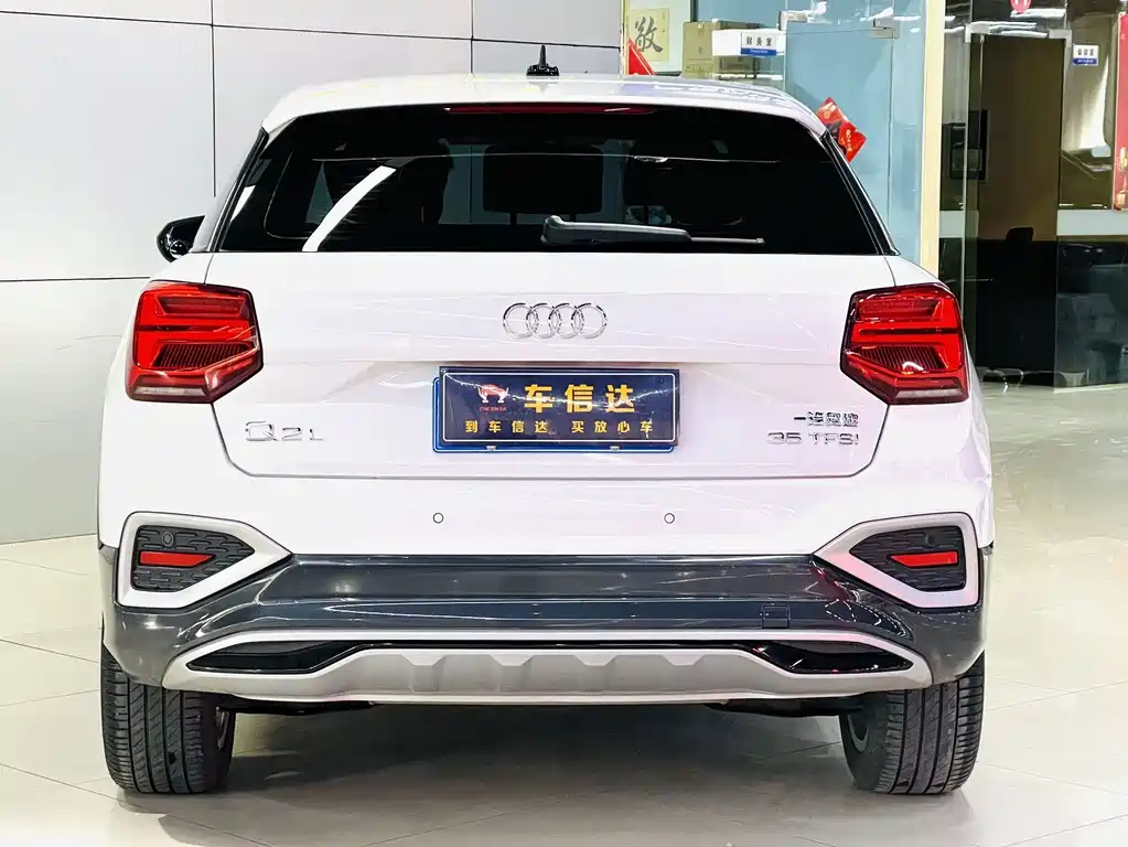Audi Q2L — миниатюра 3