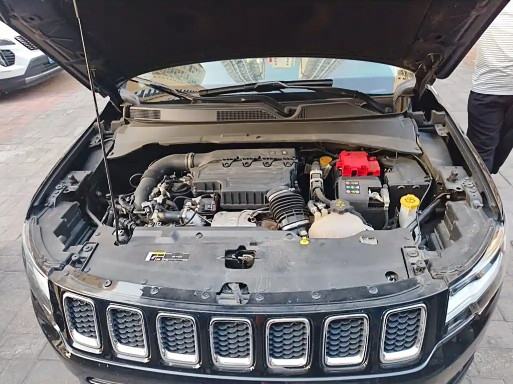 Jeep Compass — миниатюра 16