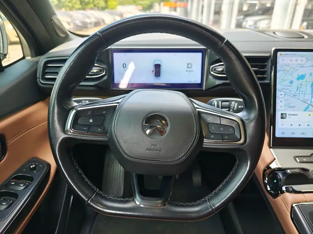 NIO ES6 — миниатюра 15