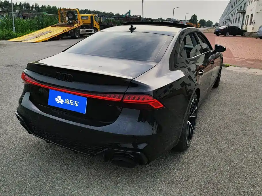 Audi A7L 2022 45 TFSI S-line