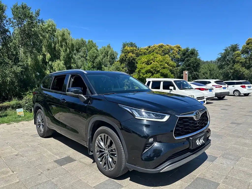 Toyota Highlander — миниатюра 3