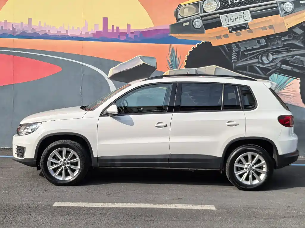 Volkswagen Tiguan — миниатюра 3